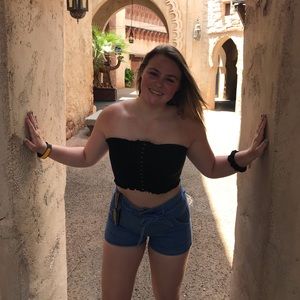 Meet your Posher, Kait
